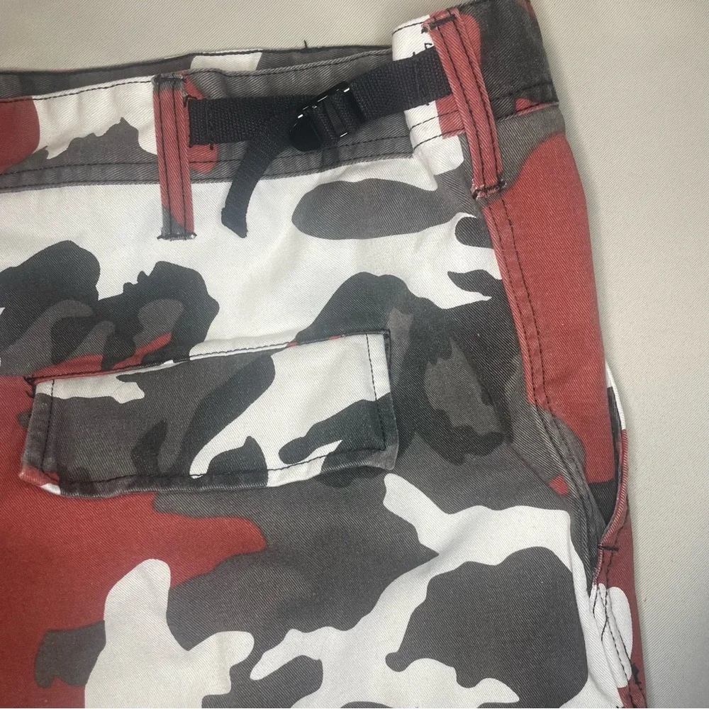 Backbone Red Black White‎ Camo Cargo Pants Jogger Style XL - Picture 9 of 16
